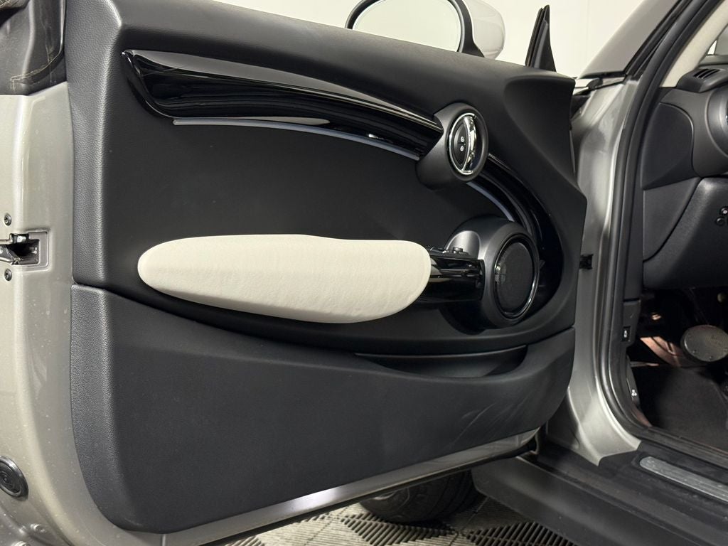 2024 MINI Cooper SE Electric Cooper SE