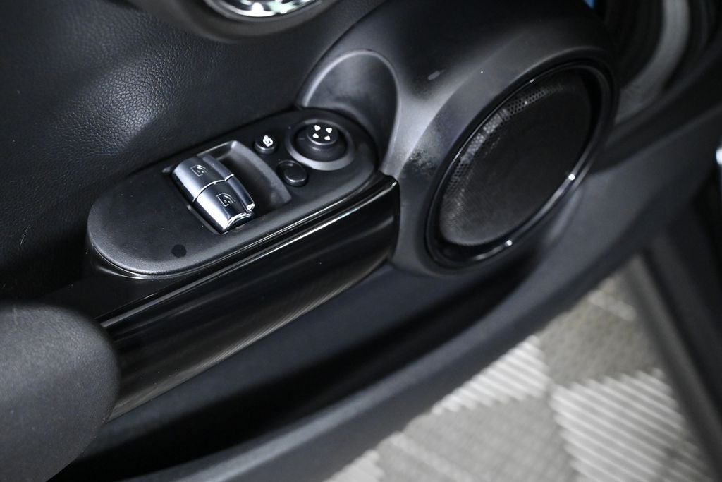 2024 MINI Cooper SE Electric Cooper SE