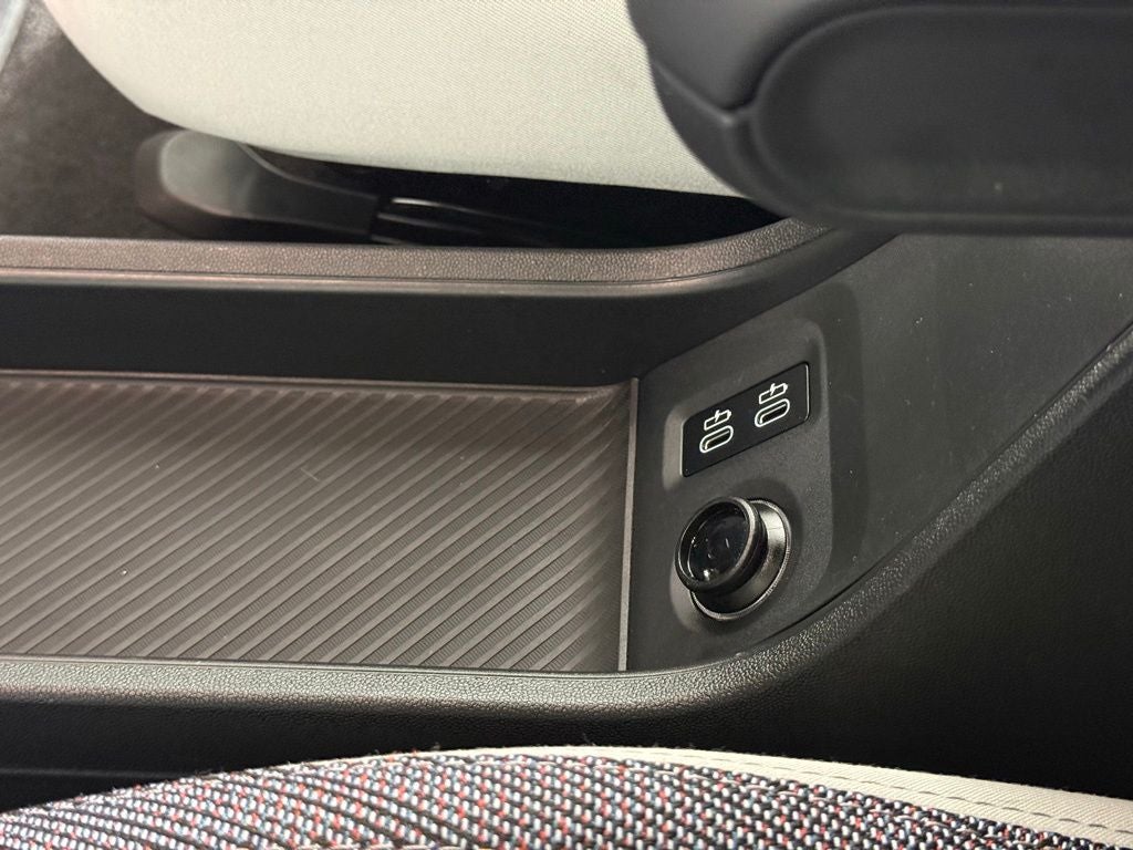 2025 MINI Cooper Signature Plus