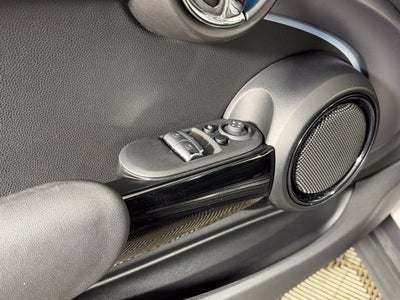 2024 MINI HARDTOP 2 DOOR Base