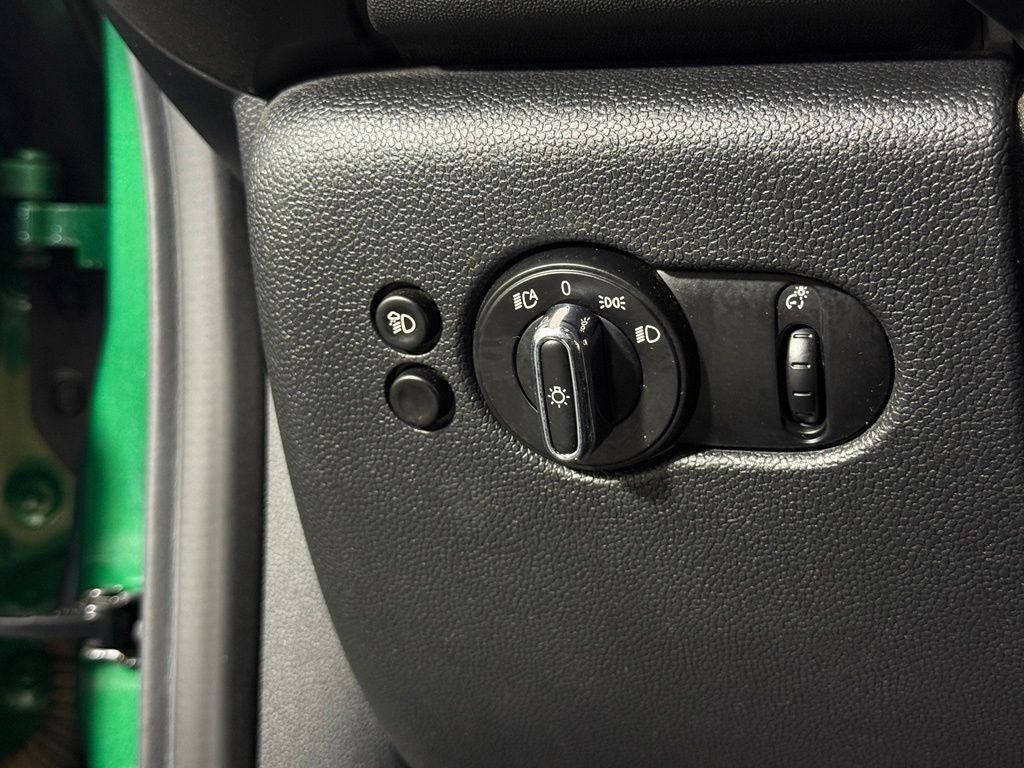 2022 MINI Cooper S Base