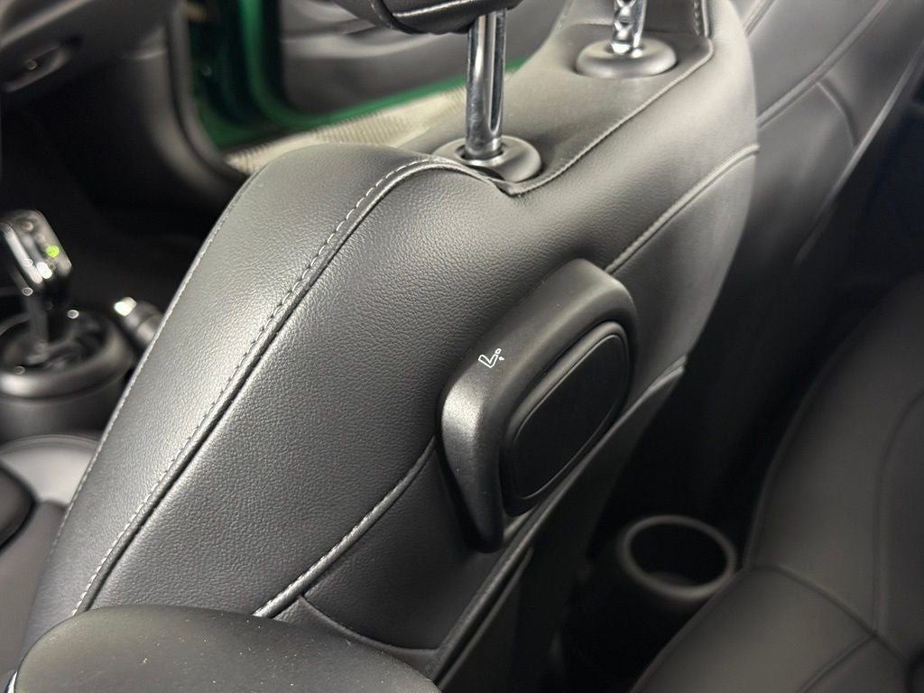 2022 MINI Cooper S Base