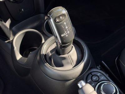 2024 MINI HARDTOP 4 DOOR Base