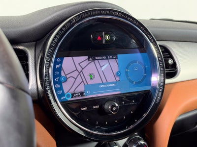 2024 MINI HARDTOP 4 DOOR Base