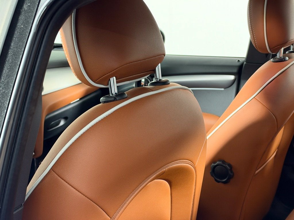 2024 MINI HARDTOP 4 DOOR Base