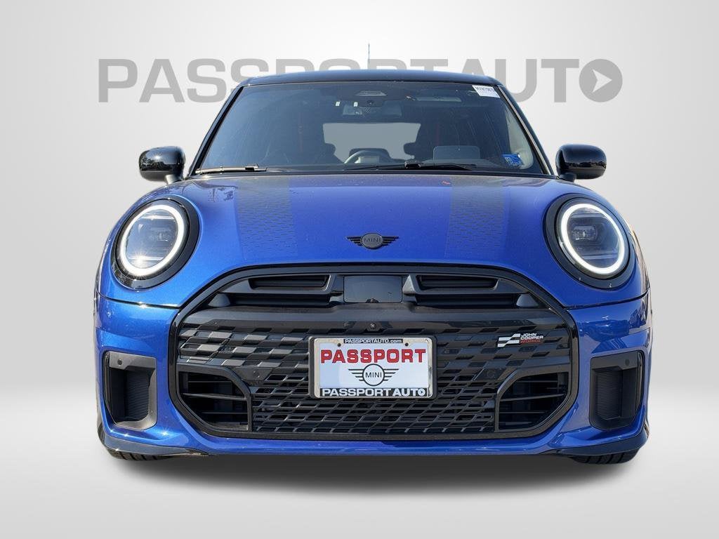 2025 MINI HARDTOP 4 DOOR Base