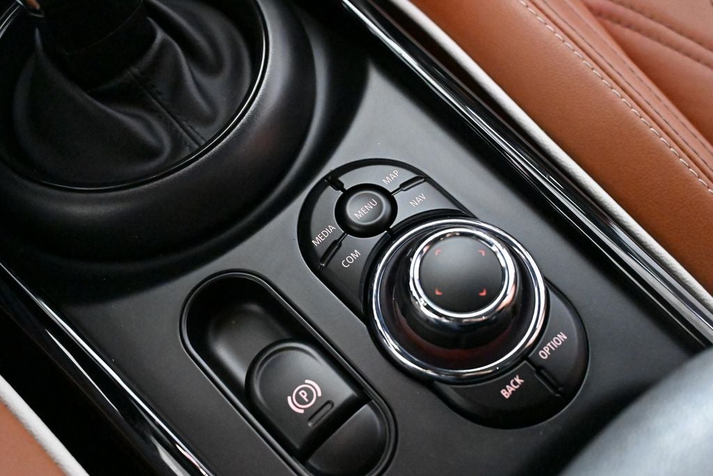 2024 MINI John Cooper Works Base