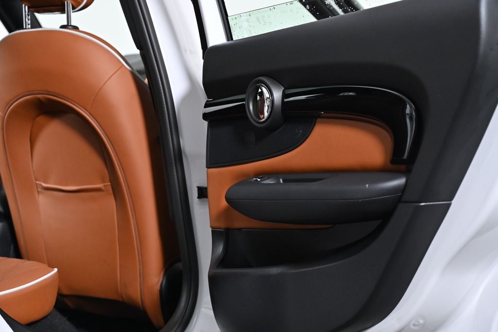 2024 MINI John Cooper Works Base