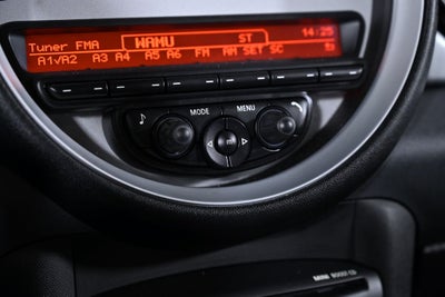 2011 MINI HARDTOP 2 DOOR 2dr Cpe