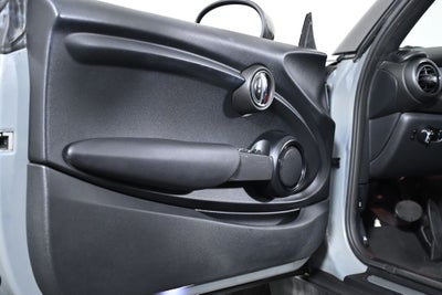 2017 MINI Cooper Cooper