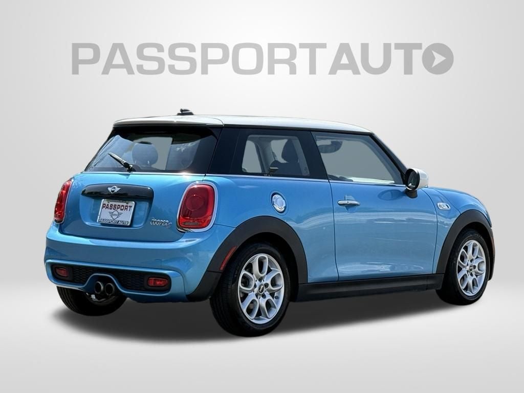 2017 MINI Cooper S Base