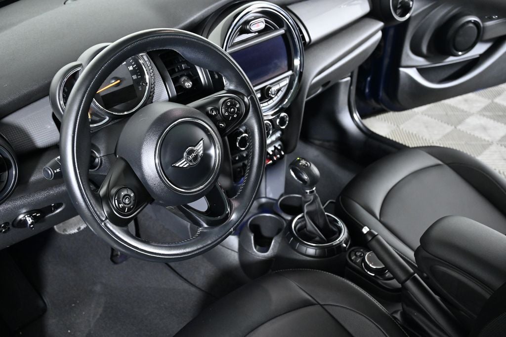 2015 MINI Cooper Base