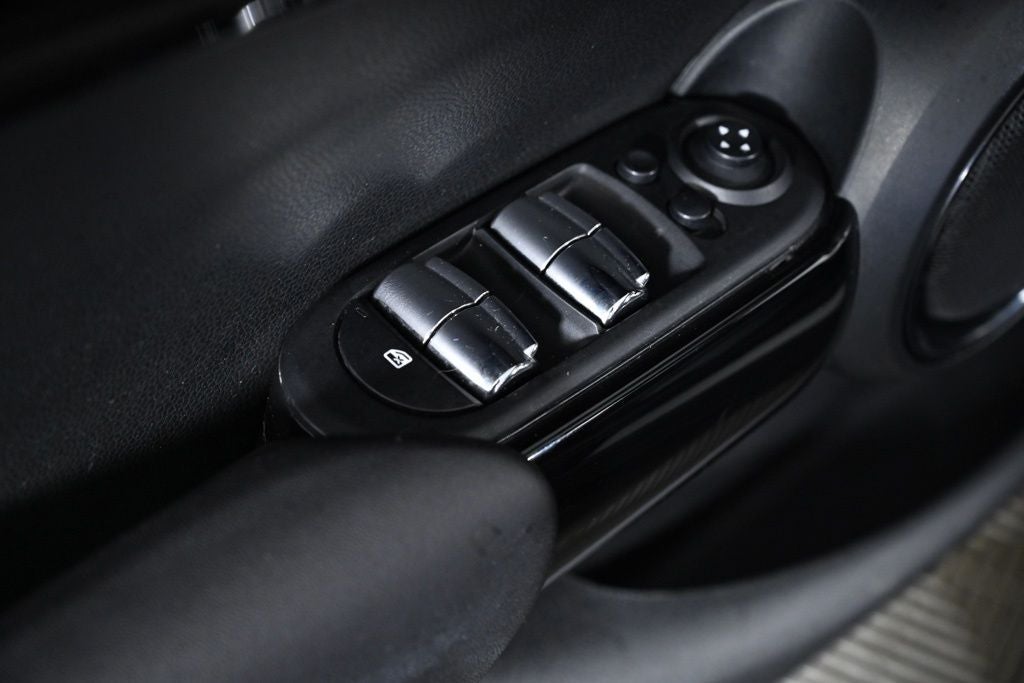 2015 MINI Cooper Base
