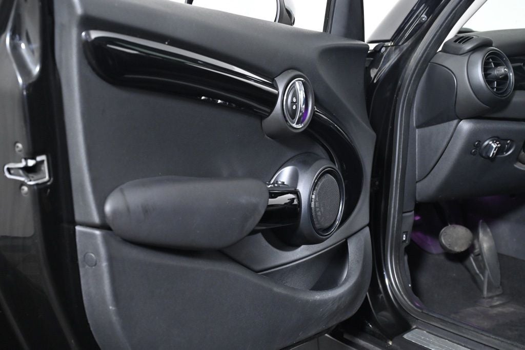 2015 MINI Cooper Base