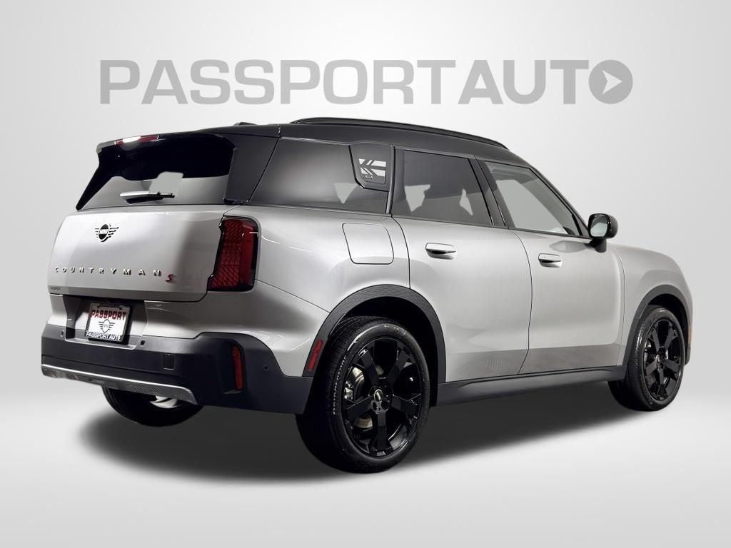 2025 MINI Cooper S Countryman Iconic