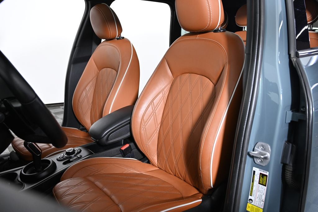 2024 MINI John Cooper Works Countryman Base