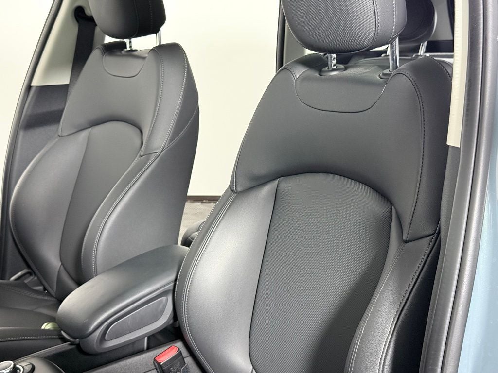 2023 MINI Cooper S Countryman Base
