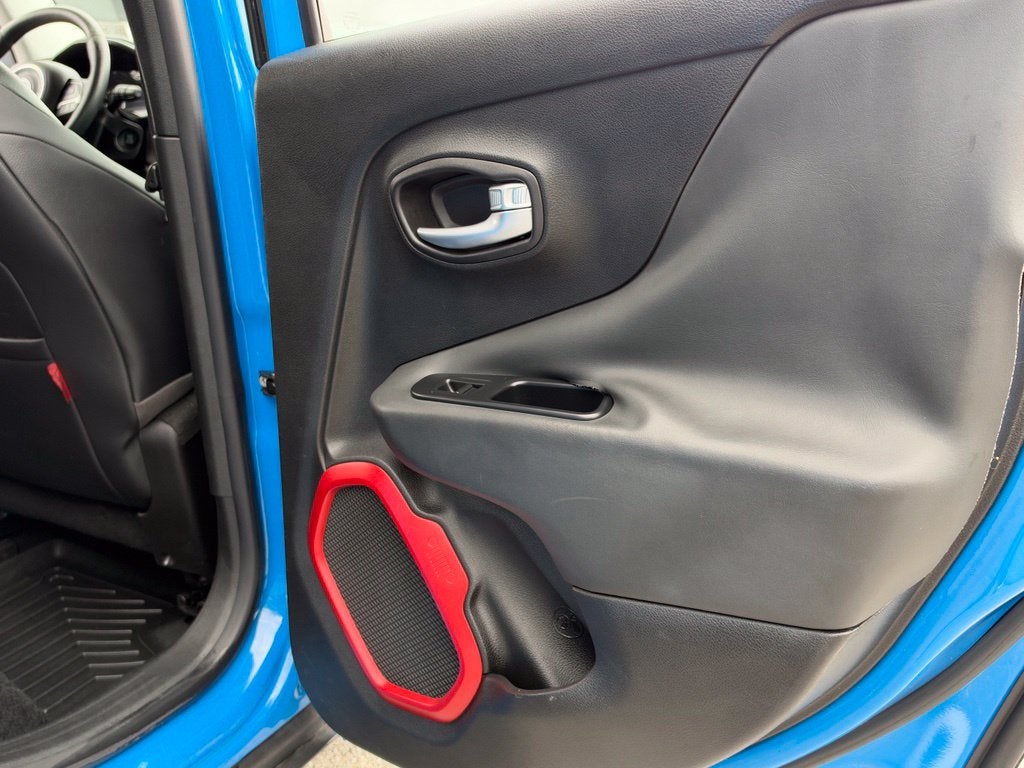 2015 Jeep Renegade Trailhawk