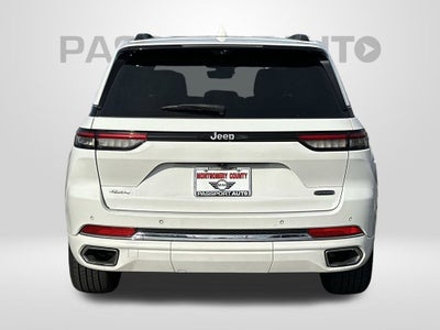 2022 Jeep Grand Cherokee Overland 4WD