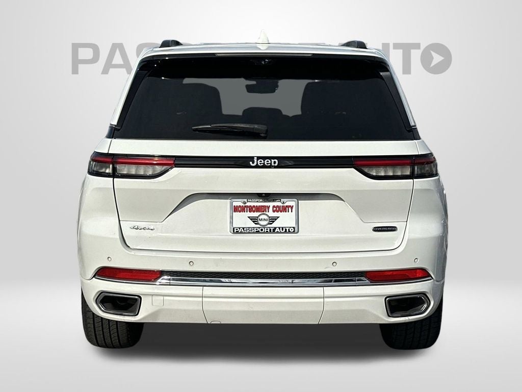 2022 Jeep Grand Cherokee Overland 4WD