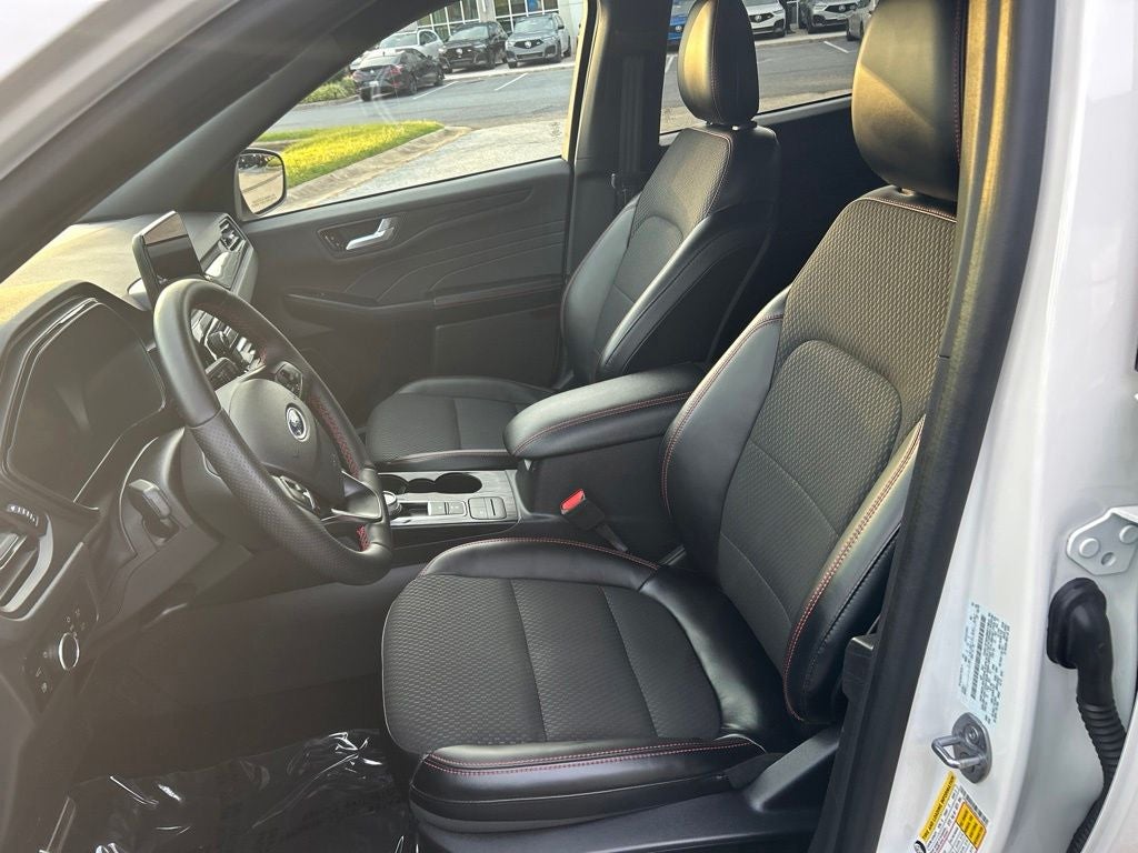 2024 Ford Escape Hybrid ST-Line