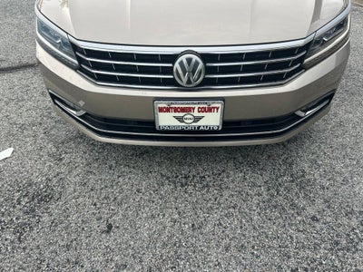 2016 Volkswagen Passat SEL Premium