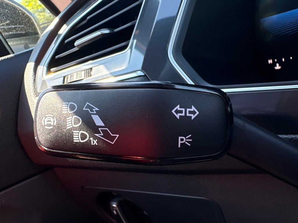 2022 Volkswagen Tiguan 2.0T SE R-Line Black AWD