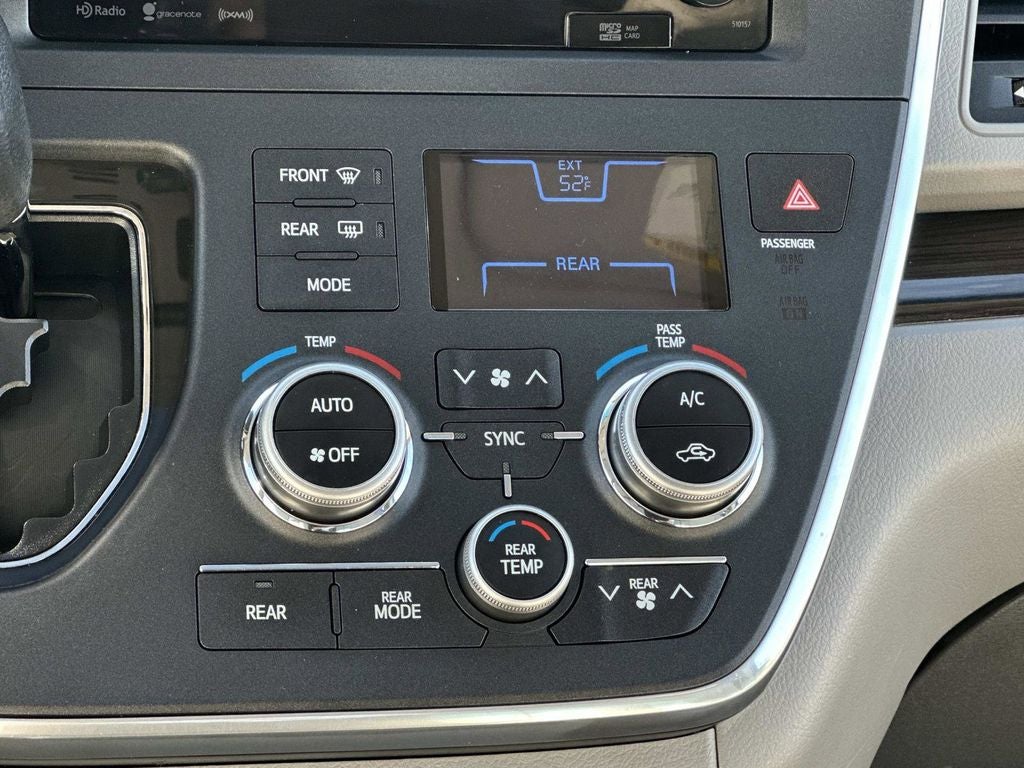 2016 Toyota Sienna XLE 7 Passenger