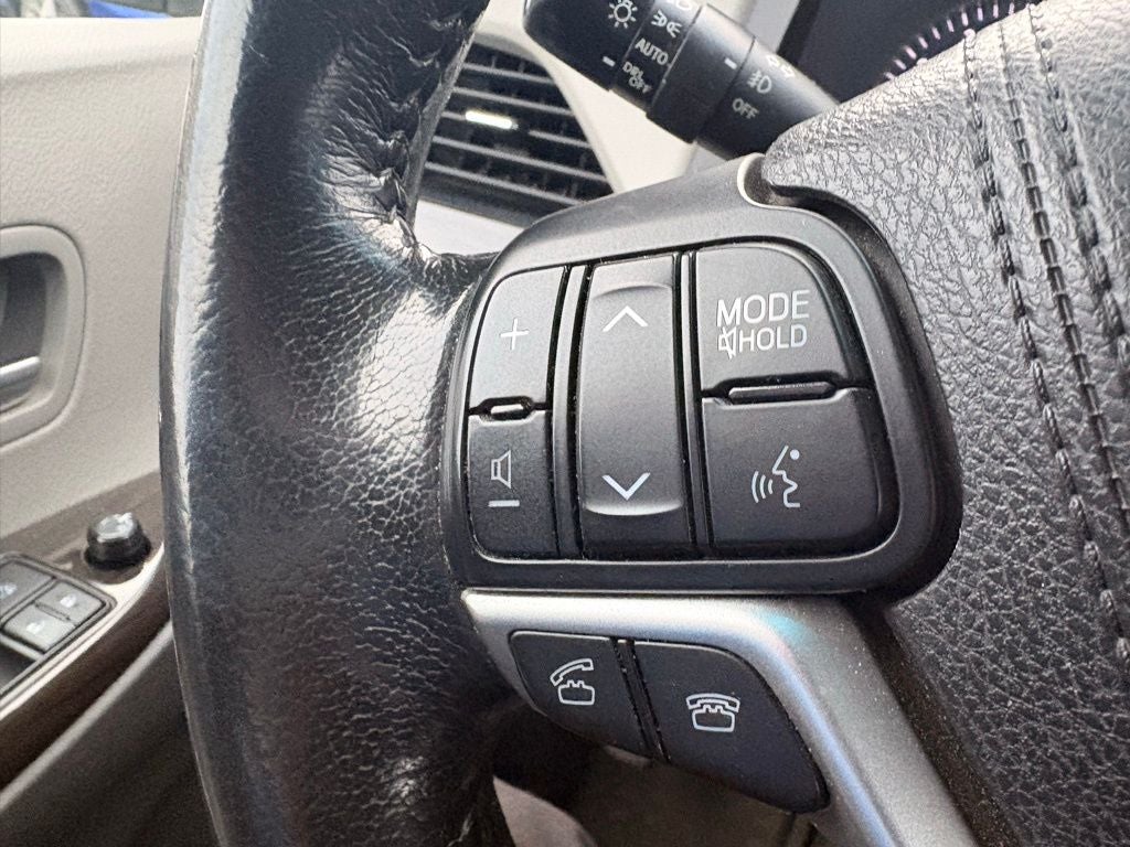 2016 Toyota Sienna XLE 7 Passenger