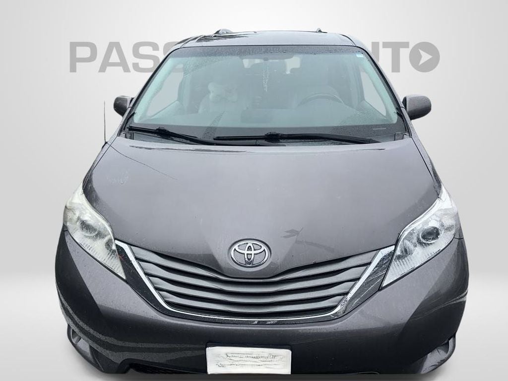 2013 Toyota Sienna XLE Mobility Auto Access