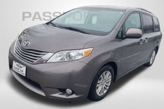 2013 Toyota Sienna XLE Mobility Auto Access