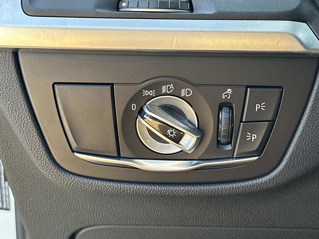 2023 BMW X4 xDrive30i AWD