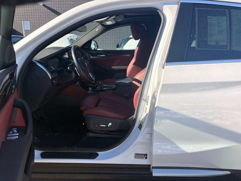 2023 BMW X4 xDrive30i AWD