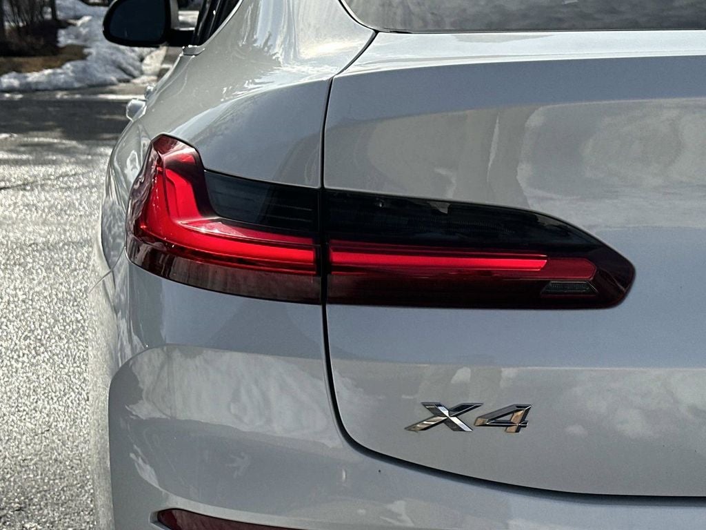 2023 BMW X4 xDrive30i AWD
