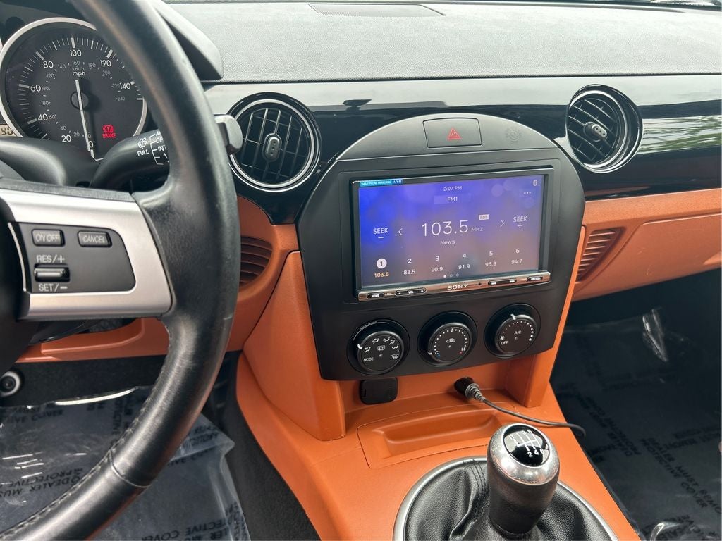 2006 Mazda Mazda Miata Grand Touring Convertible