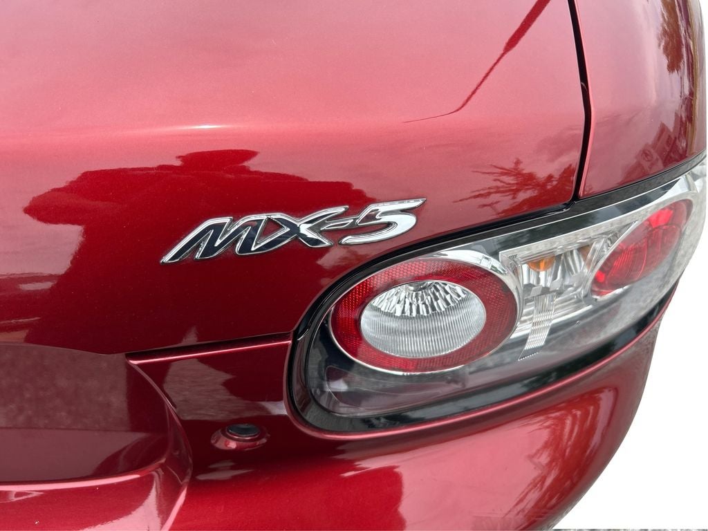 2006 Mazda Mazda Miata Grand Touring Convertible