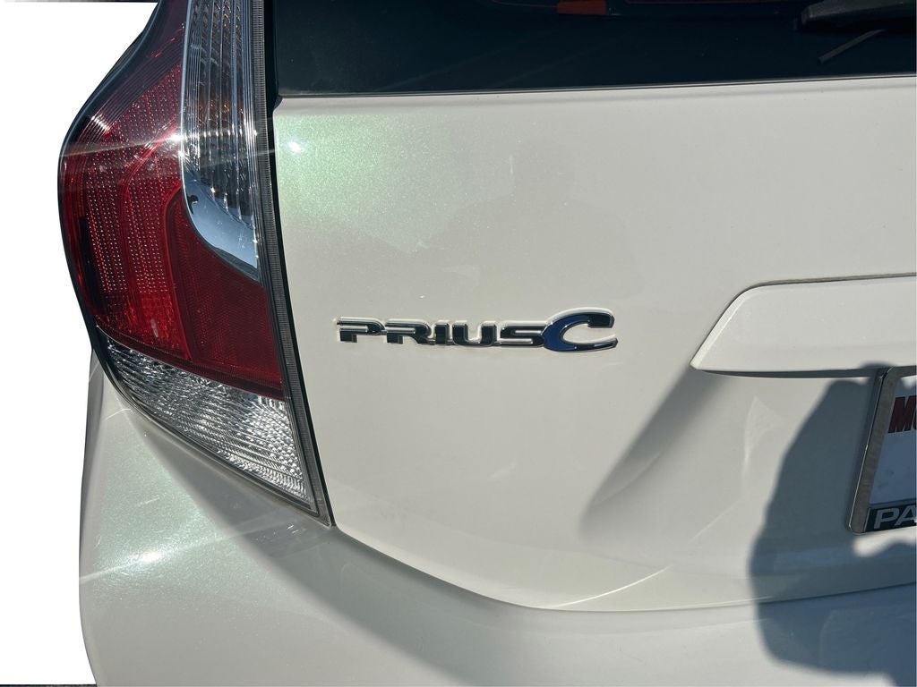 2016 Toyota Prius c Two