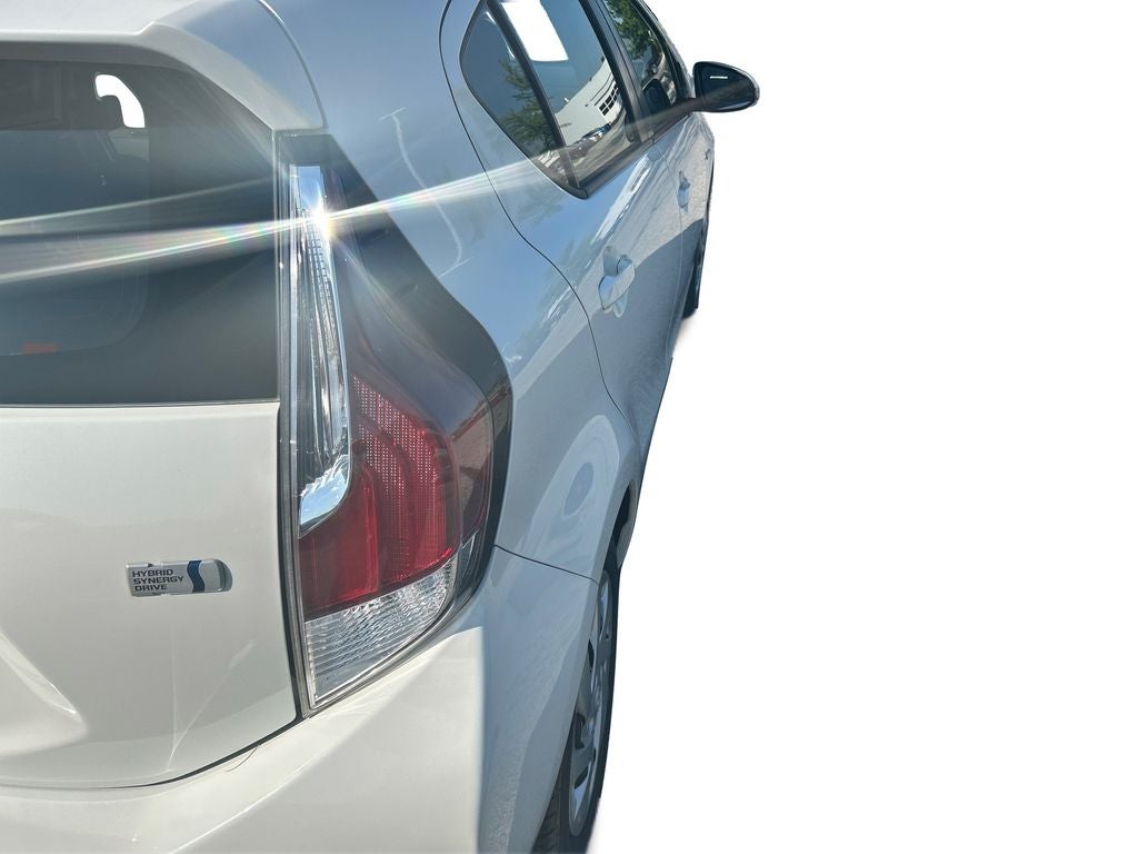 2016 Toyota Prius c Two