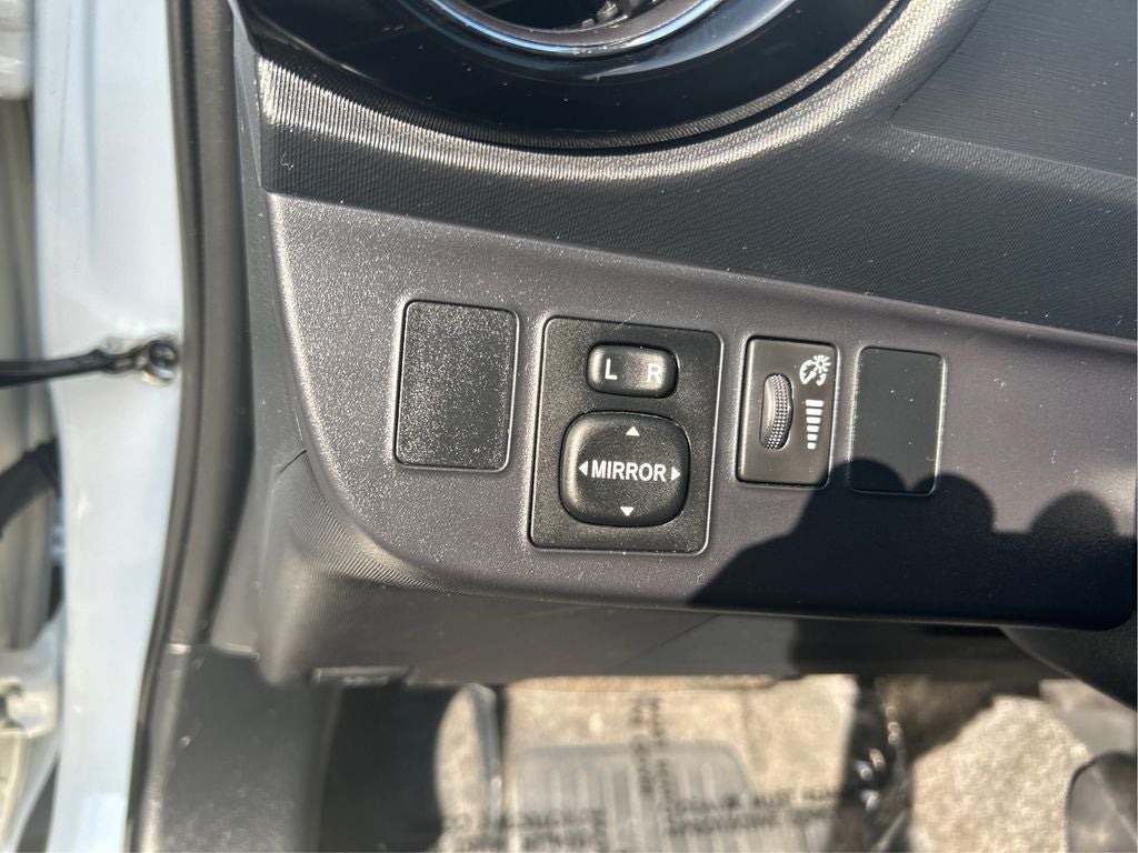 2016 Toyota Prius c Two