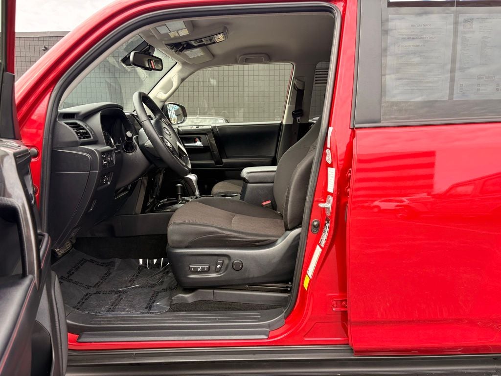 2024 Toyota 4Runner TRD Off-Road AWD