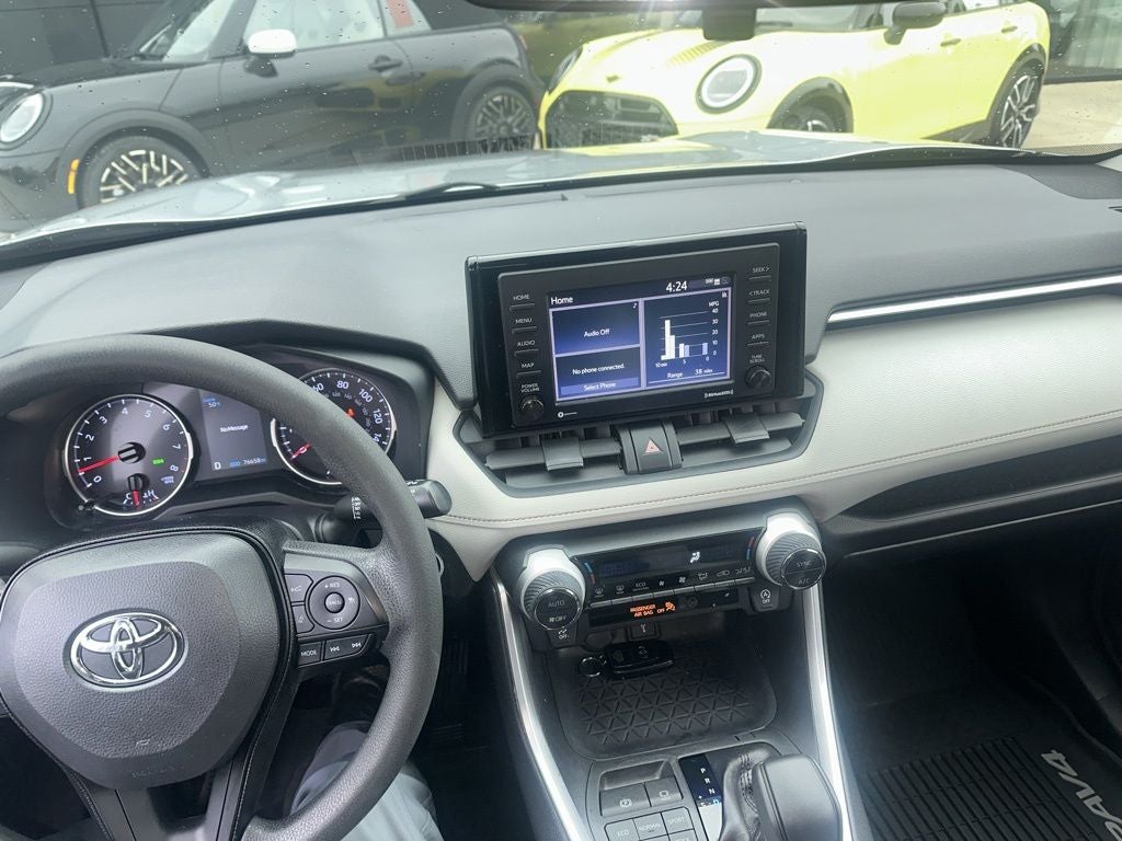 2020 Toyota RAV4 XLE