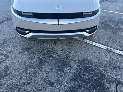 2024 Hyundai IONIQ 5 SE Standard Range