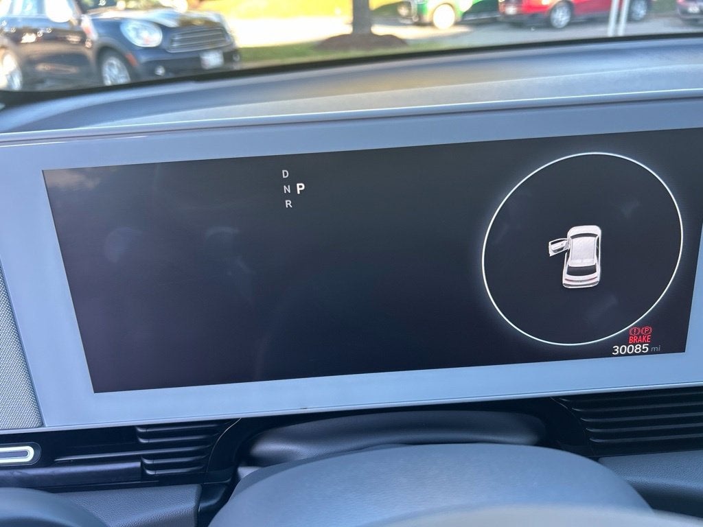 2024 Hyundai IONIQ 5 SE Standard Range
