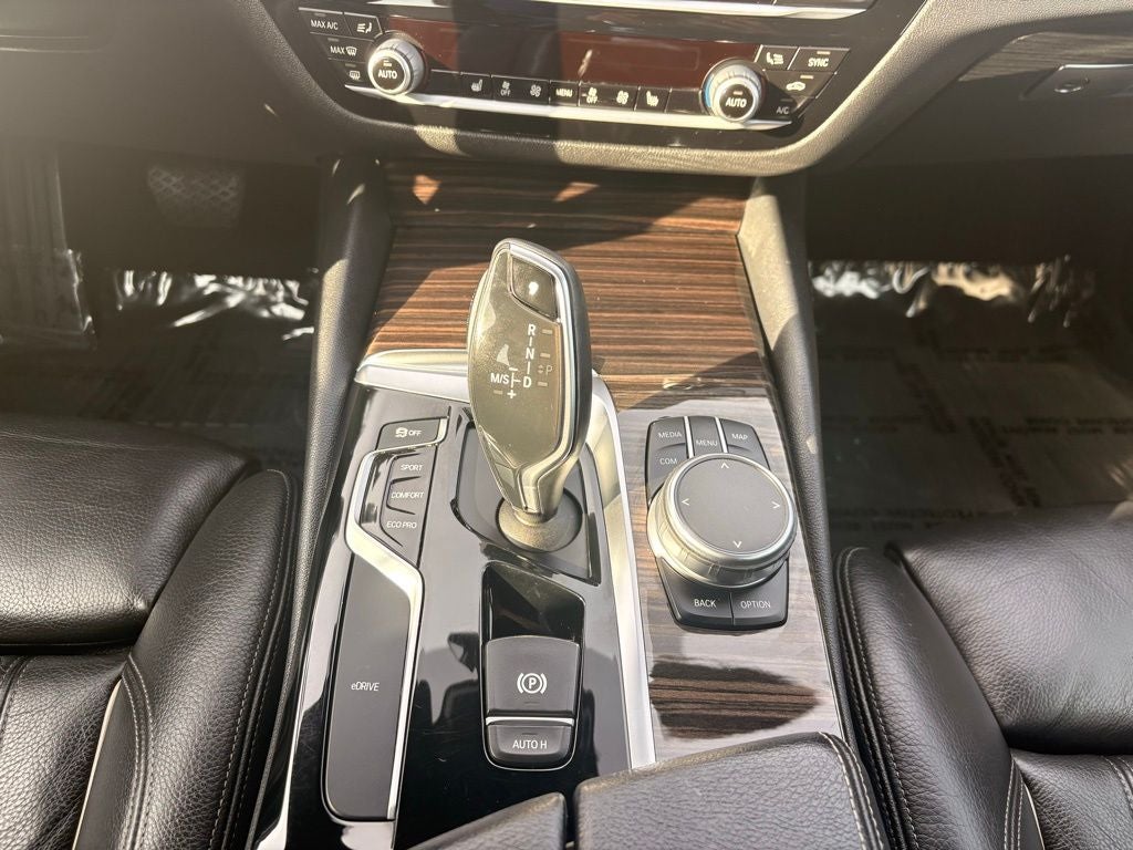 2018 BMW 5 Series 530e xDrive iPerformance AWD