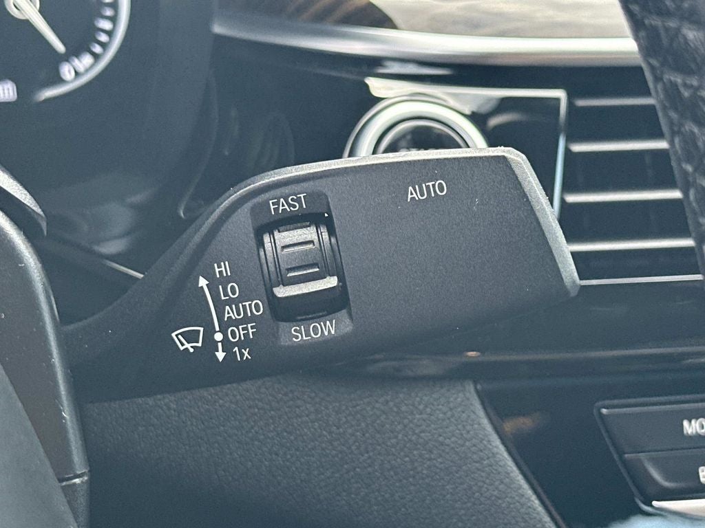 2018 BMW 5 Series 530e xDrive iPerformance AWD