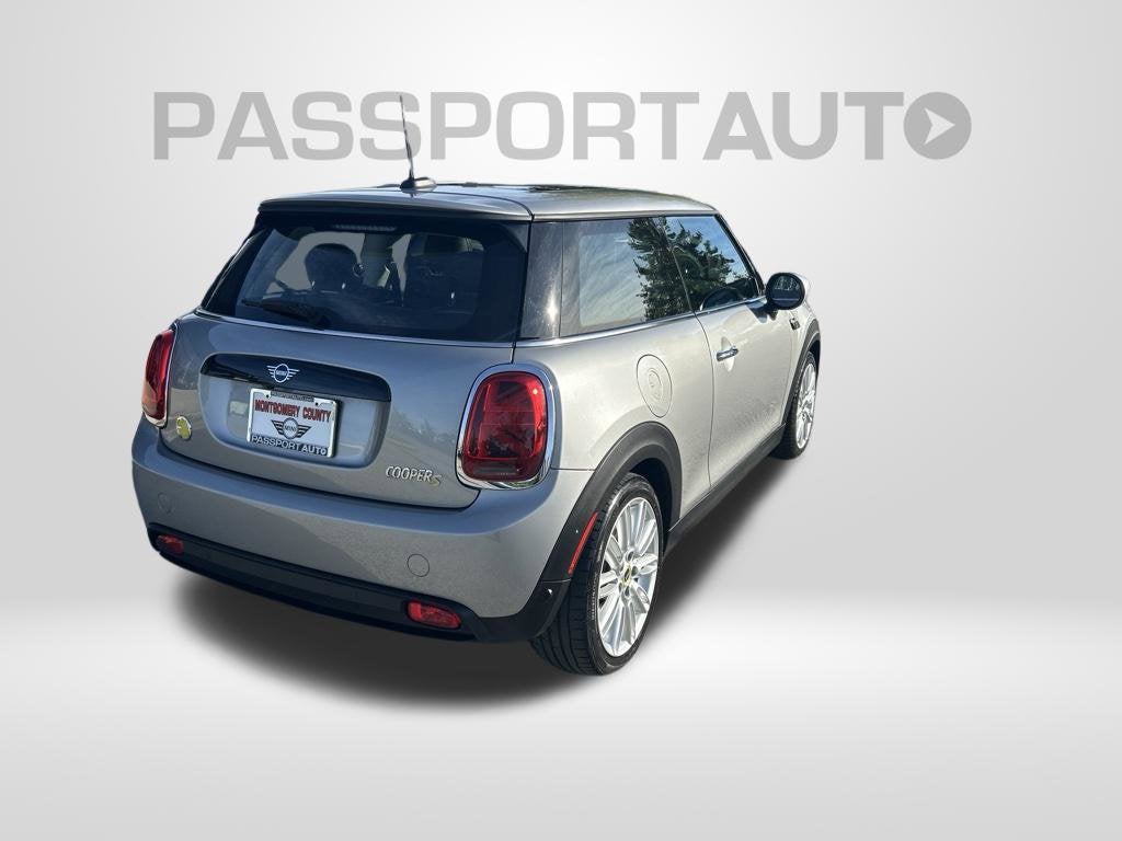 2024 MINI Cooper SE Electric Signature