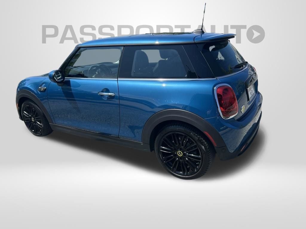 2024 MINI Cooper SE Electric Signature Hardtop 2 Door