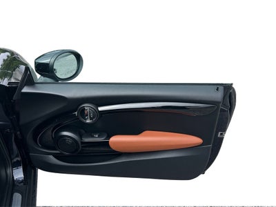 2024 MINI Cooper SE Electric Iconic