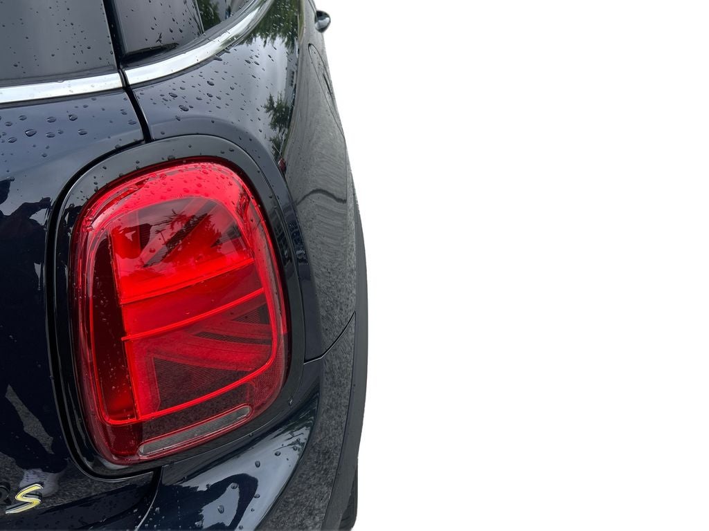 2024 MINI Cooper SE Electric Iconic
