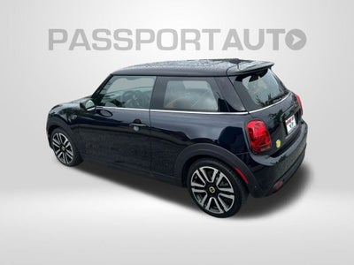 2024 MINI Cooper SE Electric Iconic